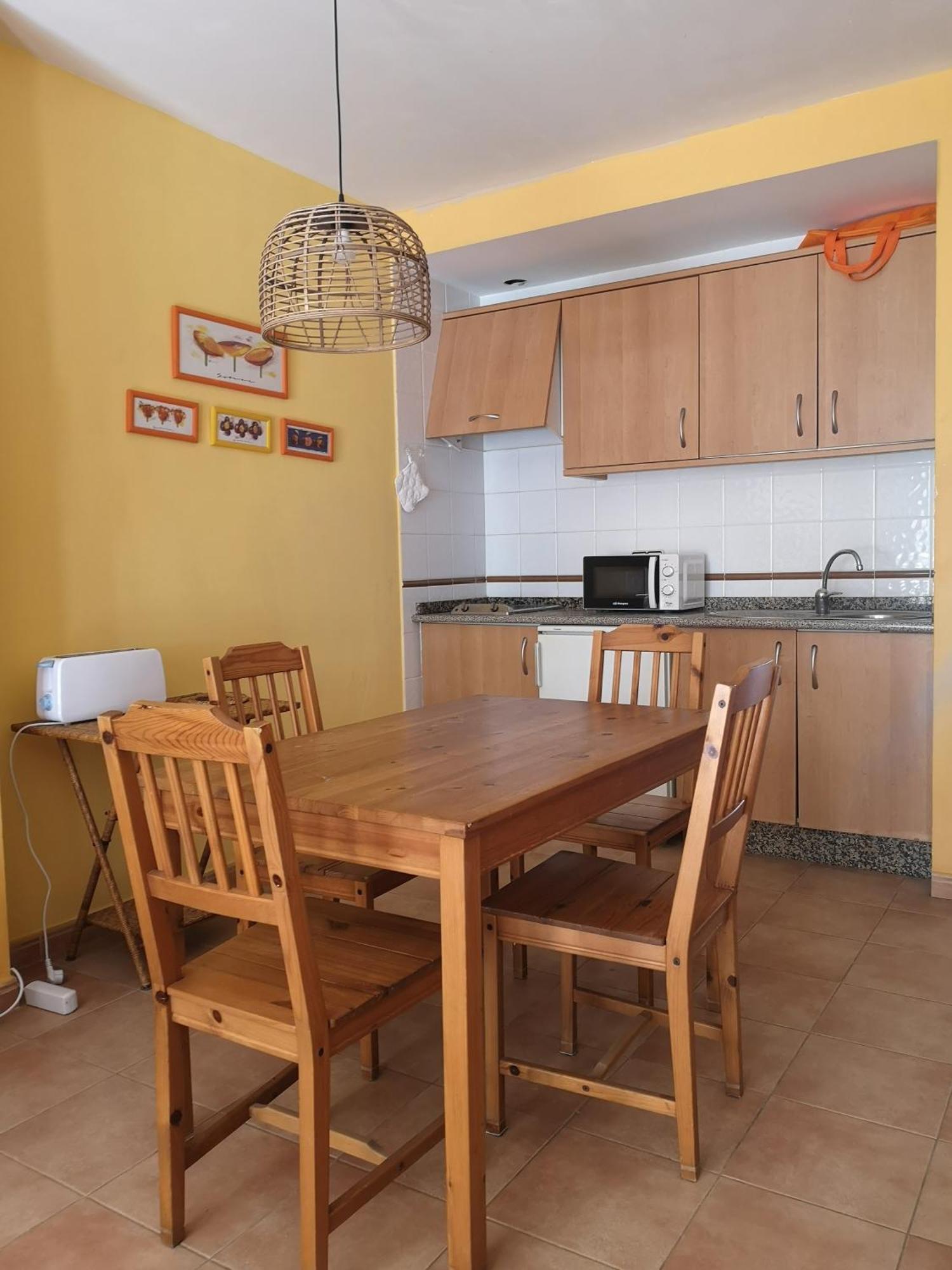 شقة Casa Amarilla إس بويولس المظهر الخارجي الصورة